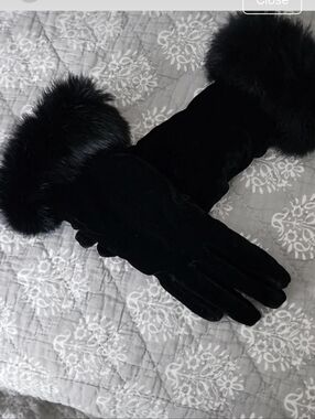 Cejon Silk Rayon Black Velvet Velour Gloves